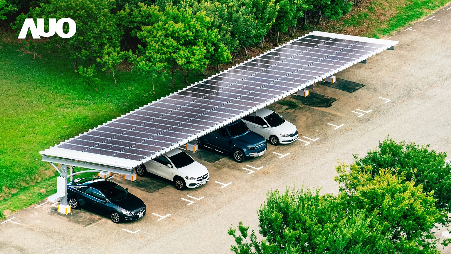 EbpaySunSteel光電整合型浪板具備快速安裝、輕量化優(yōu)勢(shì)，可提升15%發(fā)電效能，通過國際IEC與臺(tái)灣VPC認(rèn)證安全、防漏、耐候標(biāo)準(zhǔn)